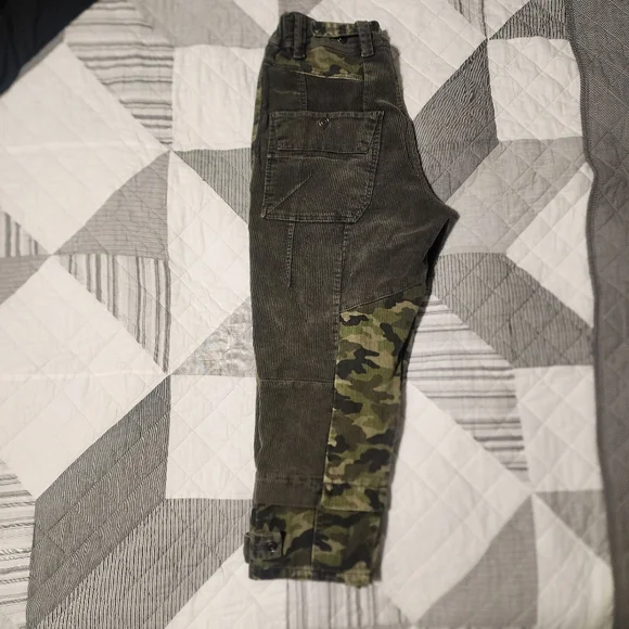 OH JEANS Camouflage Corduroy Pants - Picture 3 of 4